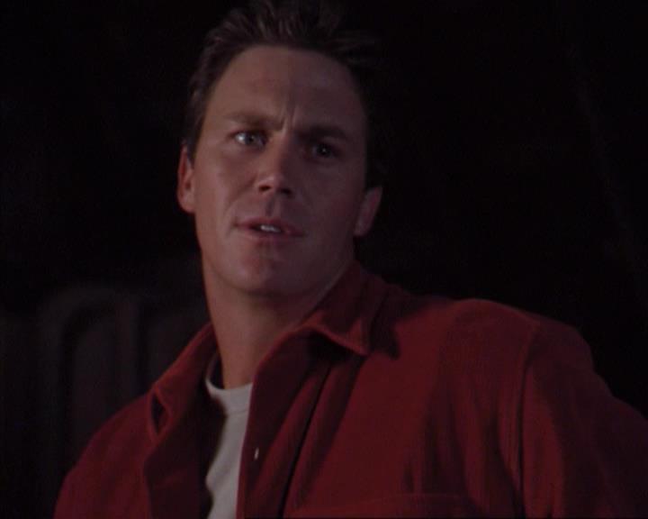 Charmed-Online-dot-net_405SizeMatters1509.jpg