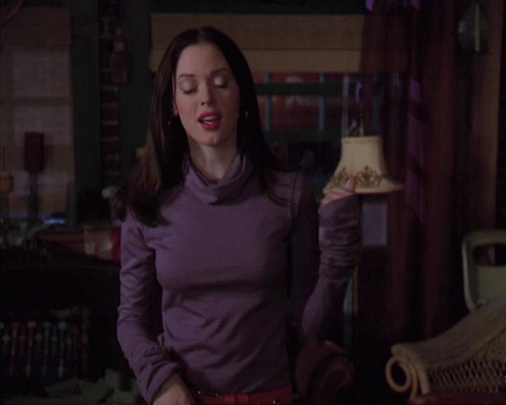 Charmed-Online-dot-net_405SizeMatters1531.jpg