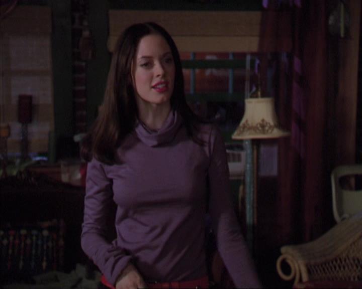 Charmed-Online-dot-net_405SizeMatters1532.jpg