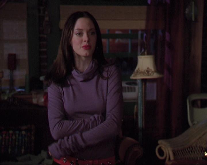 Charmed-Online-dot-net_405SizeMatters1533.jpg