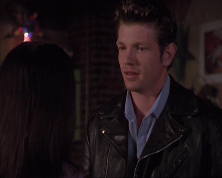 Charmed-Online-dot-net_405SizeMatters1545.jpg