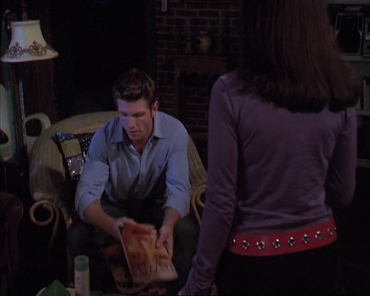 Charmed-Online-dot-net_405SizeMatters1554.jpg