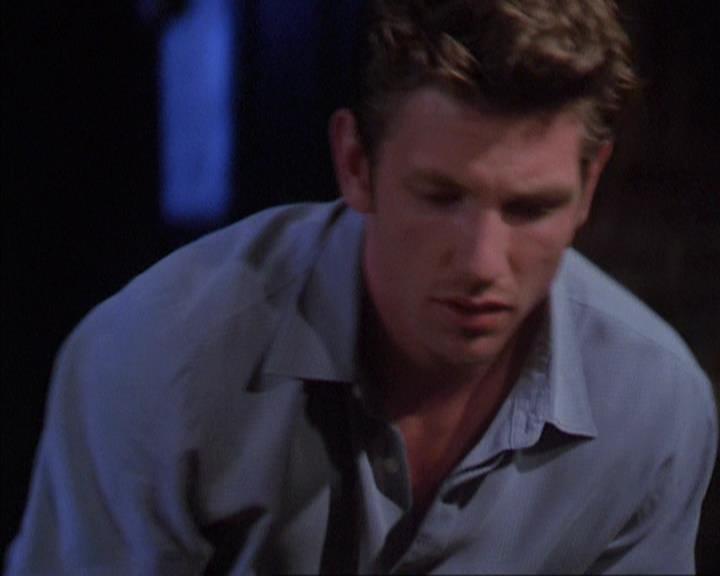 Charmed-Online-dot-net_405SizeMatters1565.jpg