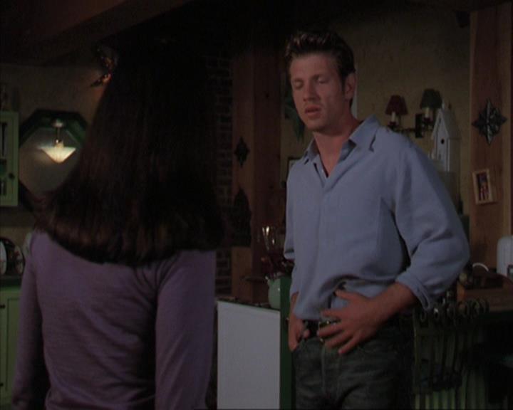Charmed-Online-dot-net_405SizeMatters1580.jpg