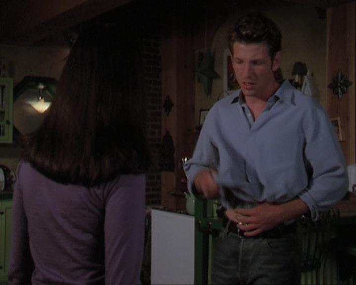 Charmed-Online-dot-net_405SizeMatters1581.jpg