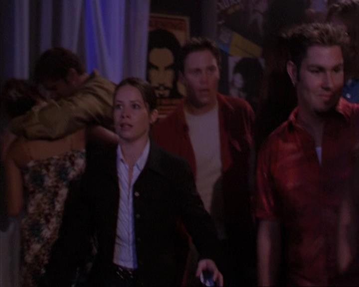 Charmed-Online-dot-net_405SizeMatters1610.jpg