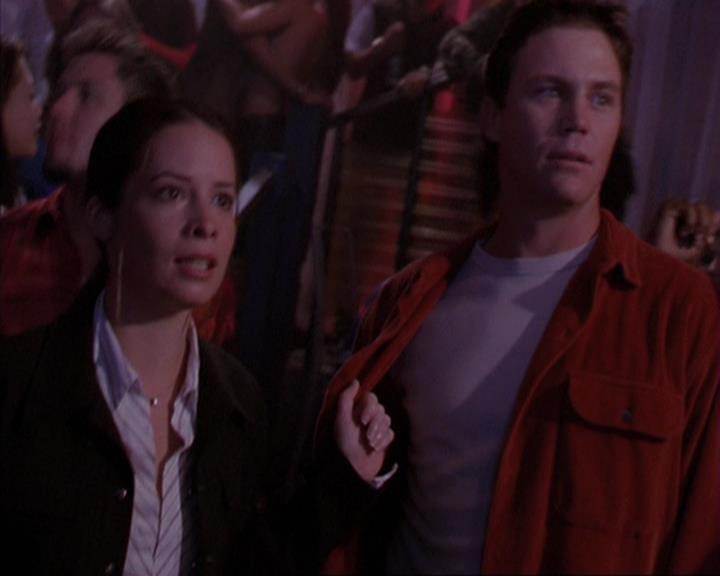 Charmed-Online-dot-net_405SizeMatters1616.jpg