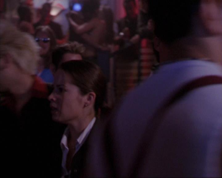 Charmed-Online-dot-net_405SizeMatters1622.jpg