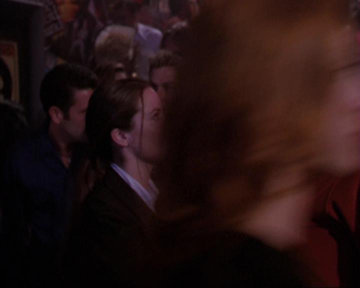 Charmed-Online-dot-net_405SizeMatters1626.jpg