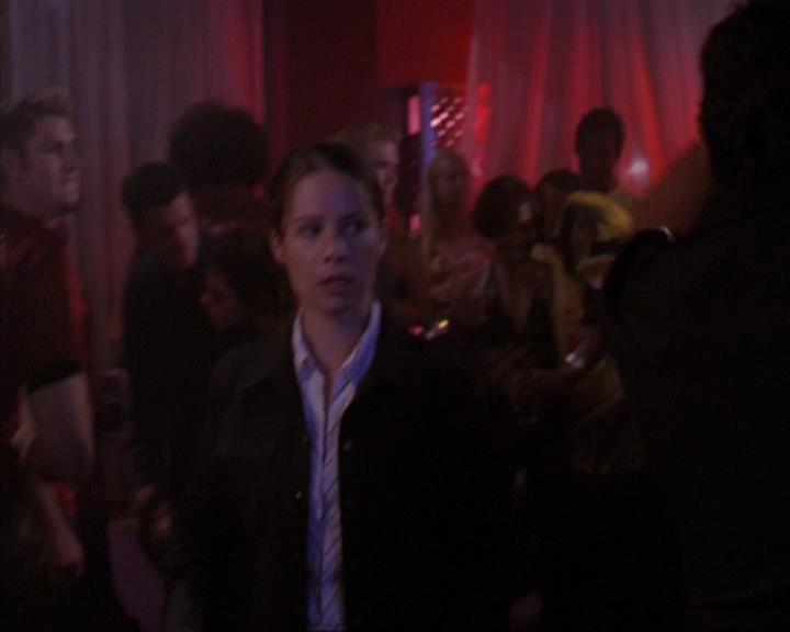 Charmed-Online-dot-net_405SizeMatters1630.jpg