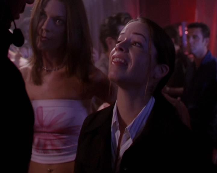 Charmed-Online-dot-net_405SizeMatters1642.jpg
