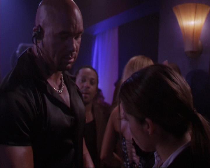 Charmed-Online-dot-net_405SizeMatters1646.jpg