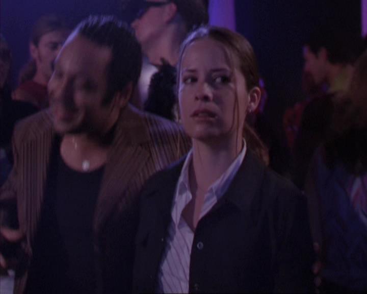 Charmed-Online-dot-net_405SizeMatters1664.jpg