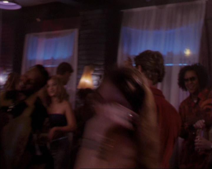 Charmed-Online-dot-net_405SizeMatters1675.jpg