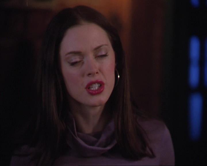 Charmed-Online-dot-net_405SizeMatters1730.jpg