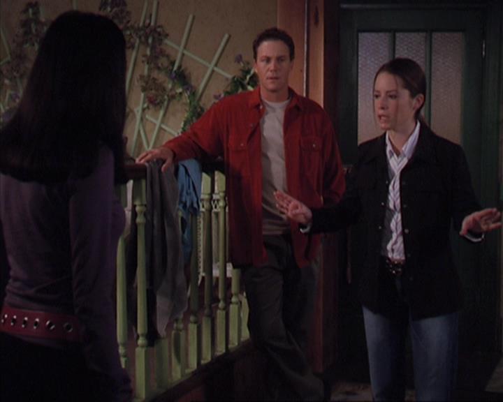 Charmed-Online-dot-net_405SizeMatters1734.jpg