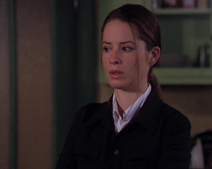 Charmed-Online-dot-net_405SizeMatters1753.jpg