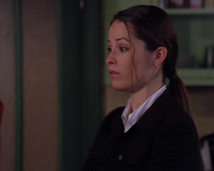 Charmed-Online-dot-net_405SizeMatters1754.jpg
