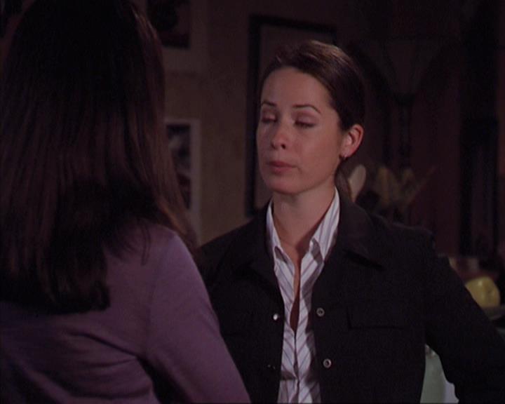 Charmed-Online-dot-net_405SizeMatters1820.jpg