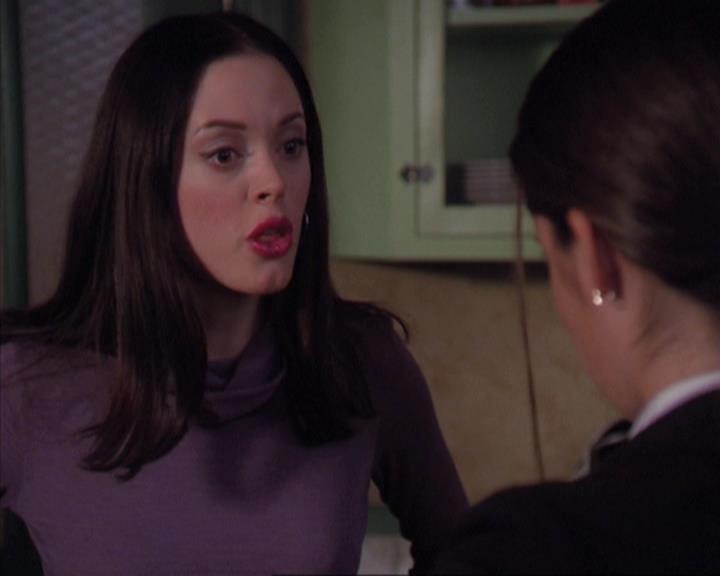Charmed-Online-dot-net_405SizeMatters1827.jpg