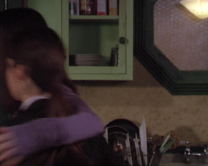 Charmed-Online-dot-net_405SizeMatters1840.jpg