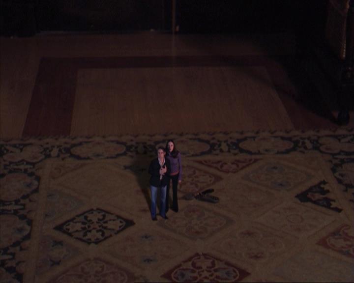 Charmed-Online-dot-net_405SizeMatters1869.jpg