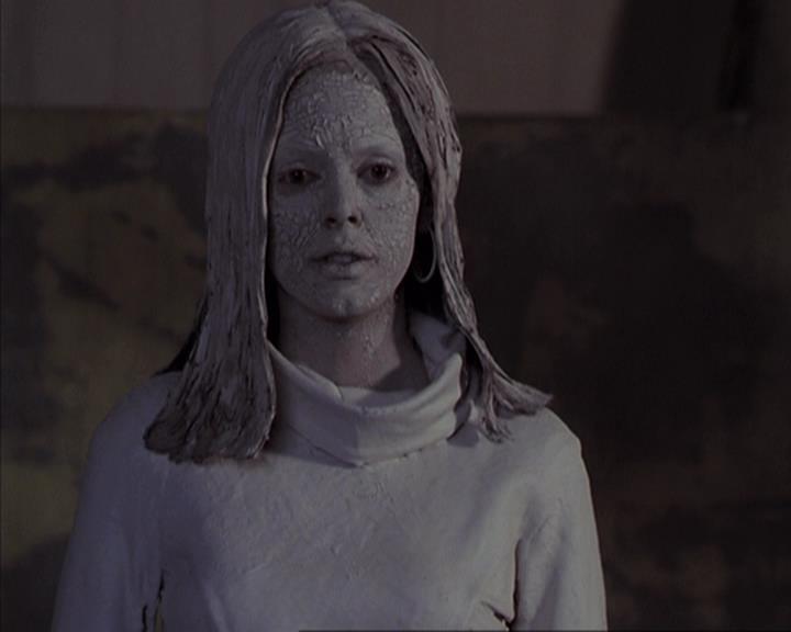 Charmed-Online-dot-net_405SizeMatters1924.jpg