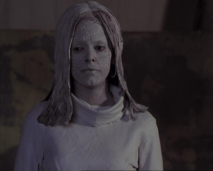 Charmed-Online-dot-net_405SizeMatters1941.jpg
