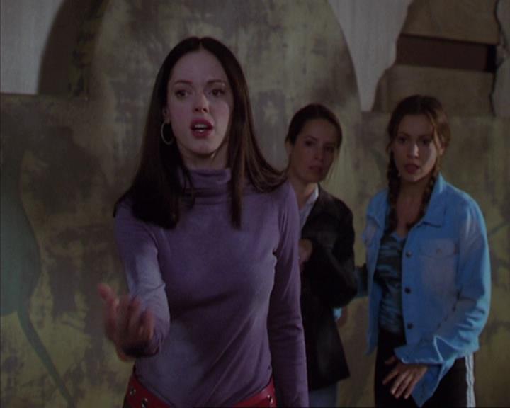 Charmed-Online-dot-net_405SizeMatters2023.jpg