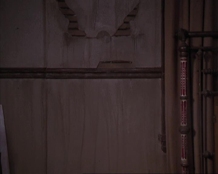 Charmed-Online-dot-net_405SizeMatters2082.jpg