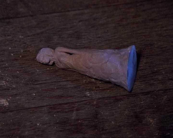 Charmed-Online-dot-net_405SizeMatters2083.jpg
