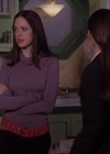 Charmed-Online-dot-net_405SizeMatters1816.jpg