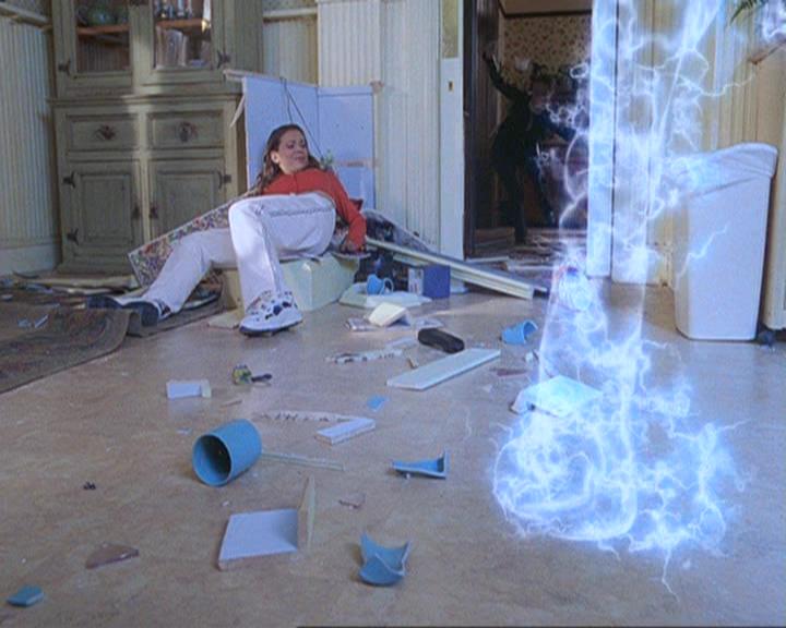 Charmed-Online-dot-net_406AKnightToRemember0312.jpg