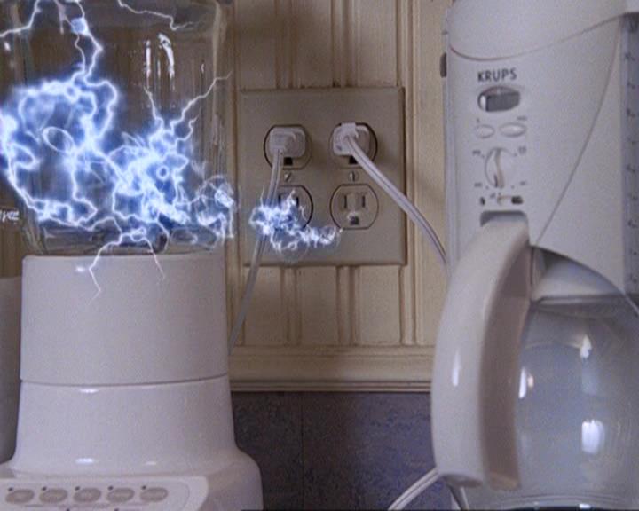 Charmed-Online-dot-net_406AKnightToRemember0316.jpg