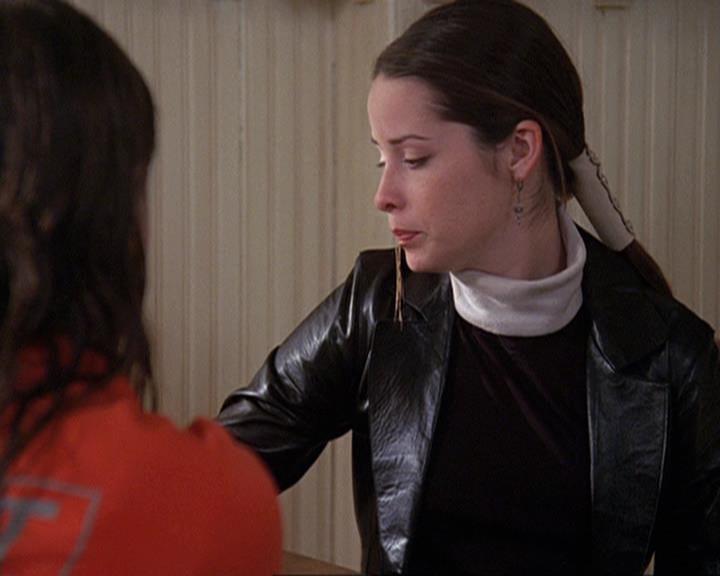 Charmed-Online-dot-net_406AKnightToRemember0396.jpg