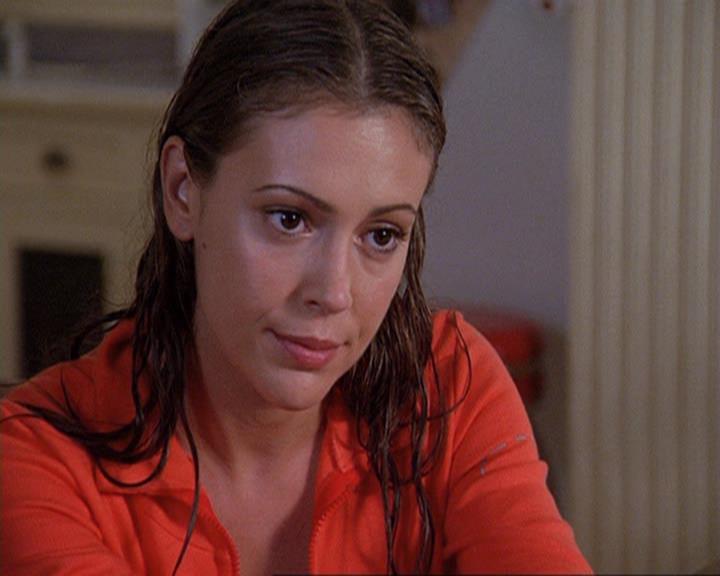 Charmed-Online-dot-net_406AKnightToRemember0418.jpg