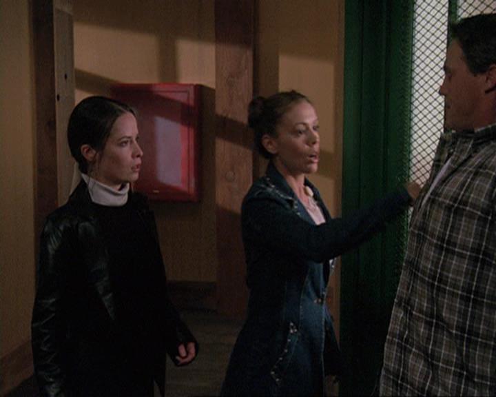 Charmed-Online-dot-net_406AKnightToRemember0524.jpg