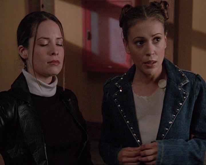 Charmed-Online-dot-net_406AKnightToRemember0559.jpg