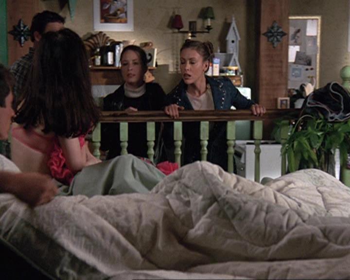 Charmed-Online-dot-net_406AKnightToRemember0565.jpg