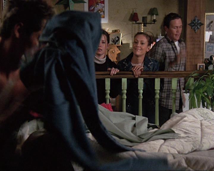 Charmed-Online-dot-net_406AKnightToRemember0586.jpg