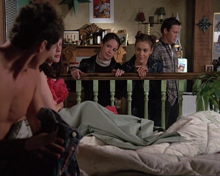 Charmed-Online-dot-net_406AKnightToRemember0589.jpg