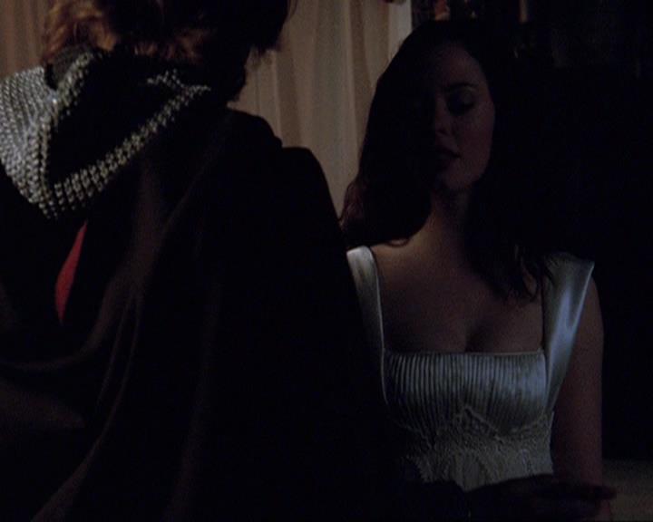 Charmed-Online-dot-net_406AKnightToRemember0684.jpg
