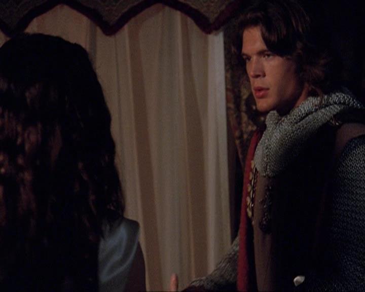 Charmed-Online-dot-net_406AKnightToRemember0693.jpg