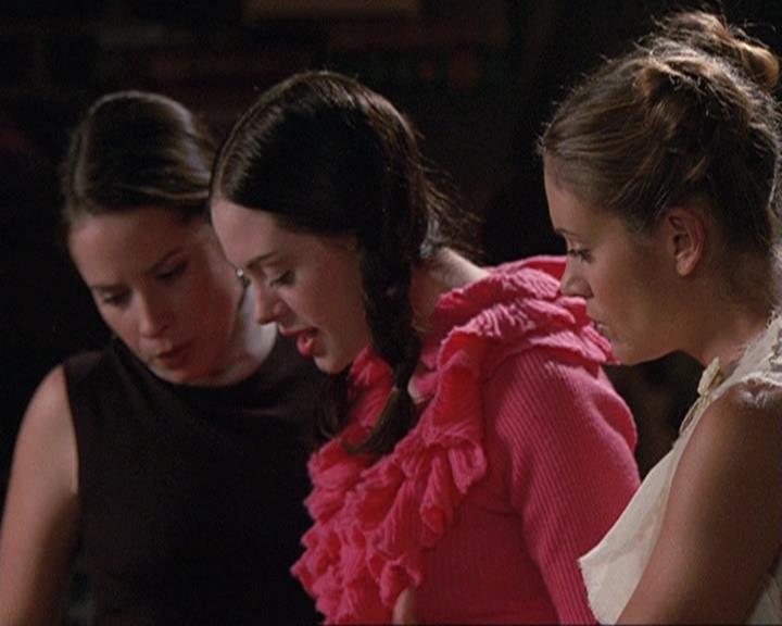 Charmed-Online-dot-net_406AKnightToRemember0832.jpg