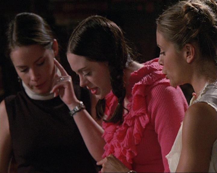Charmed-Online-dot-net_406AKnightToRemember0837.jpg