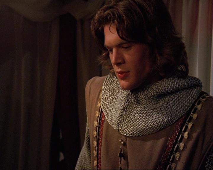 Charmed-Online-dot-net_406AKnightToRemember0843.jpg
