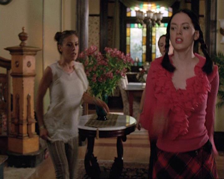 Charmed-Online-dot-net_406AKnightToRemember0933.jpg