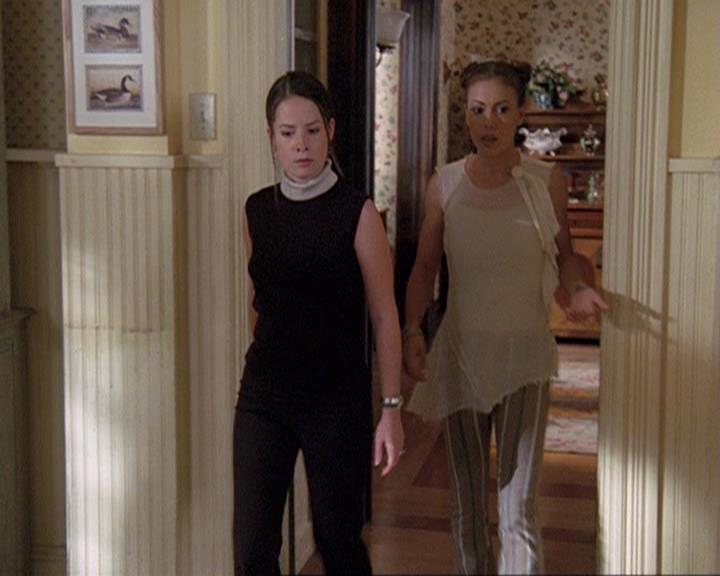 Charmed-Online-dot-net_406AKnightToRemember1001.jpg