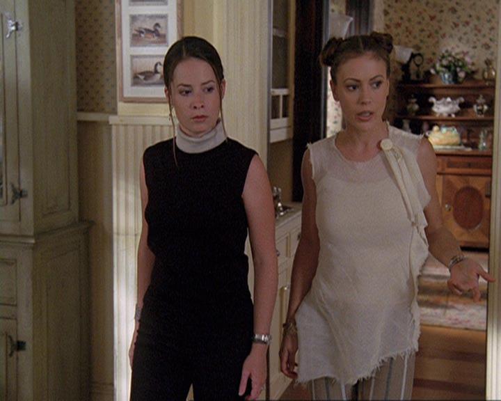 Charmed-Online-dot-net_406AKnightToRemember1002.jpg