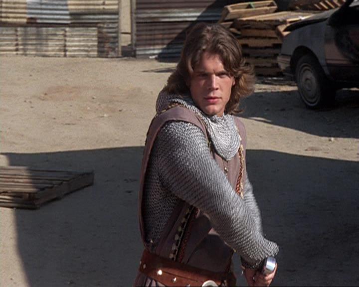 Charmed-Online-dot-net_406AKnightToRemember1042.jpg